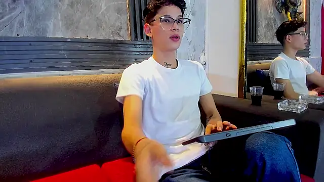 Brianhot0F online show from July 3, 11:39 am