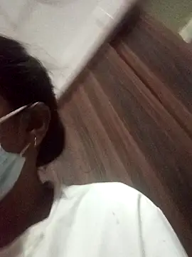 Snapshot of Ruchi_802 chatting on June 15, 5:56 pm Ruchi 802 online show from June 15, 5:56 pm