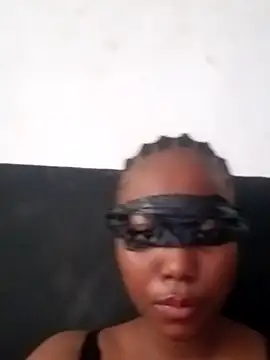 lovella1998 online show from June 4, 2:11 pm