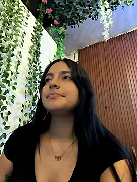 Snapshot of SophiCastro09_ chatting on June 11, 12:32 am SophiCastro09 online show from June 11, 12:32 am