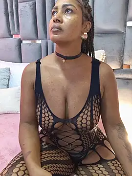 Snapshot of IvyEllis1 chatting on August 2, 4:15 pm IvyEllis1 online show from August 2, 4:15 pm