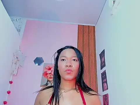 Snapshot of Aratnzacute chatting on June 9, 1:45 pm Aratnzacute online show from June 9, 1:45 pm