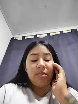 Snapshot of Amber_Herrera chatting on June 19, 2:39 am Amber Herrera online show from June 19, 2:39 am