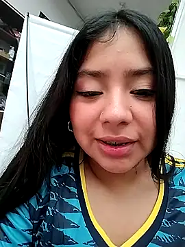 Snapshot of Amber_Herrera chatting on June 12, 1:09 pm Amber Herrera online show from June 12, 1:09 pm