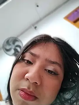 Snapshot of Amber_Herrera chatting on July 8, 1:01 pm Amber Herrera online show from July 8, 1:01 pm