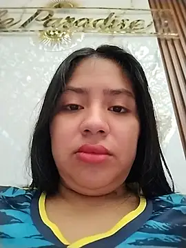 Snapshot of Amber_Herrera chatting on July 17, 12:24 pm Amber Herrera online show from July 17, 12:24 pm