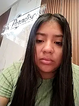 Snapshot of Amber_Herrera chatting on June 11, 12:24 pm Amber Herrera online show from June 11, 12:24 pm