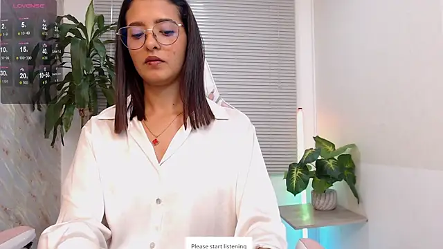 Littlee Ashley online show from July 27, 11:17 am