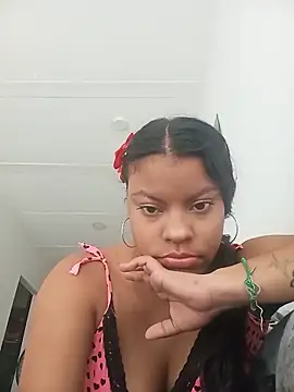 Rose F0x online show from June 16, 6:41 pm