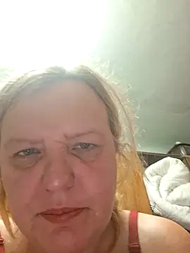 Snapshot of SonyaMarmeladx chatting on July 9, 6:51 pm SonyaMarmeladx online show from July 9, 6:51 pm