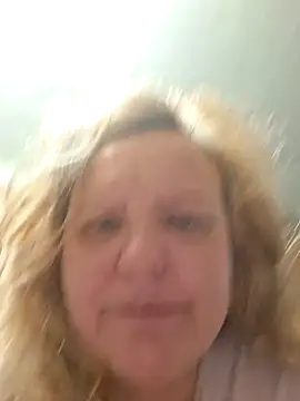 Snapshot of SonyaMarmeladx chatting on June 28, 5:52 pm SonyaMarmeladx online show from June 28, 5:52 pm