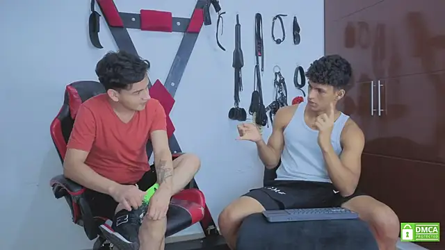 Snapshot of Nicolas_AthleticBoy chatting on June 8, 8:31 pm Nicolas AthleticBoy online show from June 8, 8:31 pm