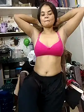 Cherry Bommm online show from June 28, 4:35 pm