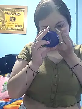 BIGTITS0 online show from June 10, 6:42 pm