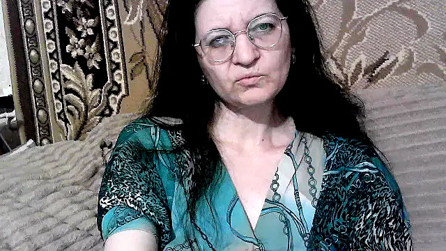 Snapshot of Dear_Annet chatting on June 19, 7:30 pm Dear Annet online show from June 19, 7:30 pm