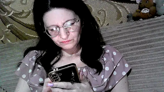 Snapshot of Dear_Annet chatting on June 10, 6:20 pm Dear Annet online show from June 10, 6:20 pm