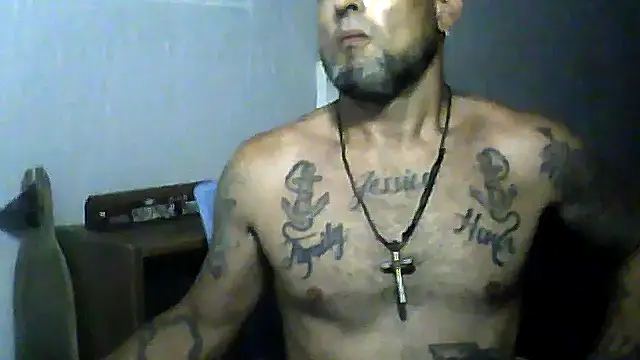 Snapshot of SlickDickyadown chatting on July 14, 2:05 am SlickDickyadown online show from July 14, 2:05 am