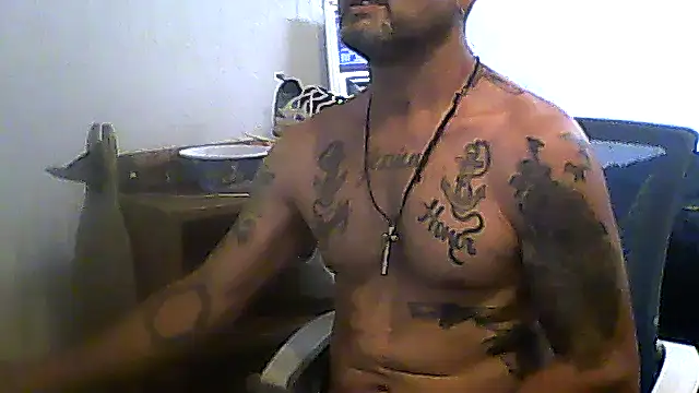 Snapshot of SlickDickyadown chatting on July 4, 1:12 am SlickDickyadown online show from July 4, 1:12 am
