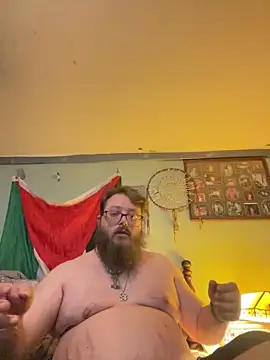 RavenGreywind online show from June 4, 11:20 pm