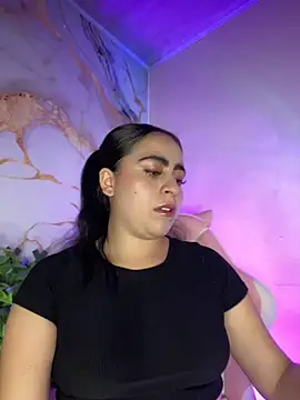 LILI 911 online show from July 8, 9:04 pm