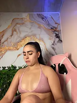 LILI 911 online show from June 24, 9:45 pm