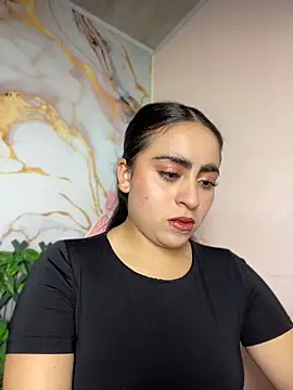 LILI 911 online show from June 20, 7:41 pm