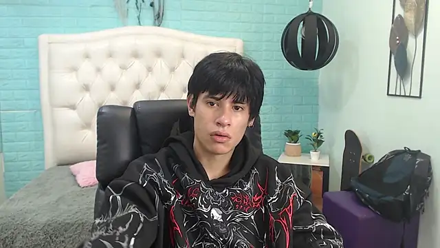 Snapshot of wayath1 chatting on July 19, 11:40 am wayath1 online show from July 19, 11:40 am