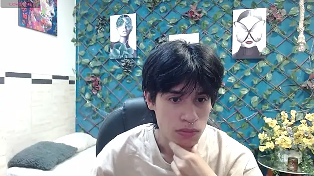 Snapshot of wayath1 chatting on June 30, 11:10 am wayath1 online show from June 30, 11:10 am