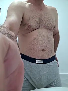 Snapshot of Maturesexyman chatting on June 19, 1:39 pm Maturesexyman online show from June 19, 1:39 pm