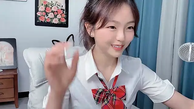 Snapshot of wenwen8888 chatting on June 10, 2:51 pm wenwen8888 online show from June 10, 2:51 pm