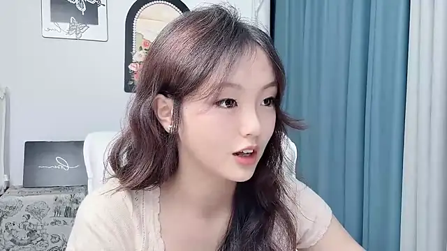 Snapshot of wenwen8888 chatting on July 1, 2:06 pm wenwen8888 online show from July 1, 2:06 pm