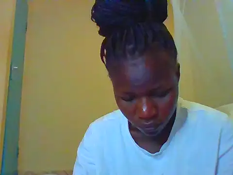 Snapshot of candycrusha chatting on June 7, 7:57 am candycrusha online show from June 7, 7:57 am