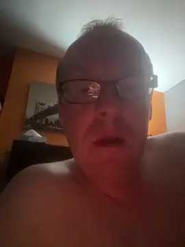 Palered online show from June 11, 11:02 pm