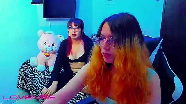 raven kitty online show from June 10, 4:03 am