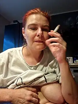 GoldenWifee online show from July 22, 4:36 am