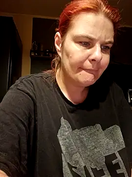 GoldenWifee online show from July 16, 3:58 am