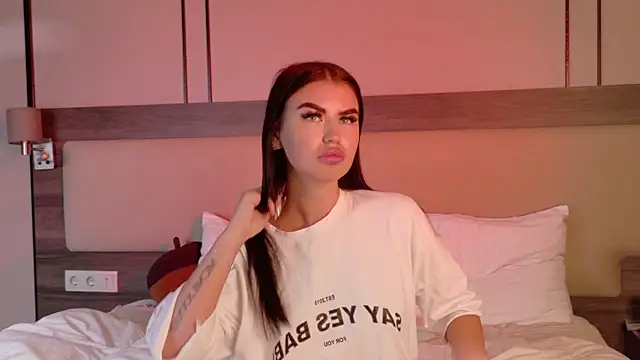 leonameilee online show from June 24, 6:12 am