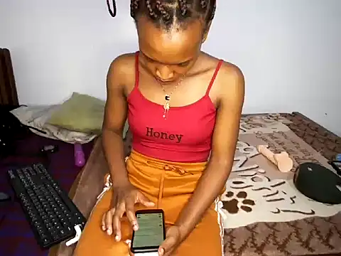 Snapshot of Nelly___ chatting on July 21, 8:32 pm Nelly online show from July 21, 8:32 pm