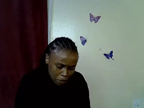 Snapshot of Rasta_tattoooed chatting on July 16, 12:40 am Rasta tattoooed online show from July 16, 12:40 am