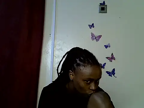 Snapshot of Rasta_tattoooed chatting on June 17, 4:23 am Rasta tattoooed online show from June 17, 4:23 am