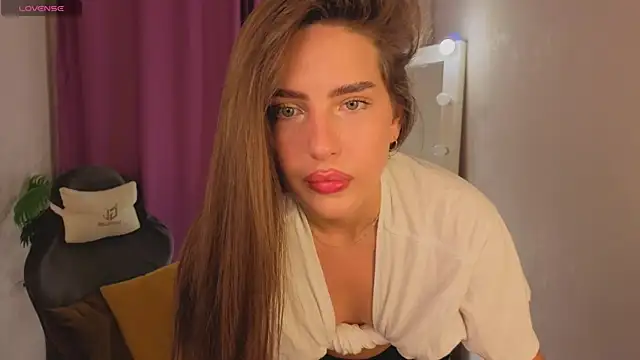 Bella  Kallen online show from July 7, 12:35 am