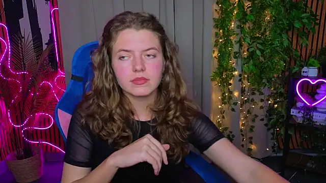 MonicaThomas online show from June 12, 12:58 pm