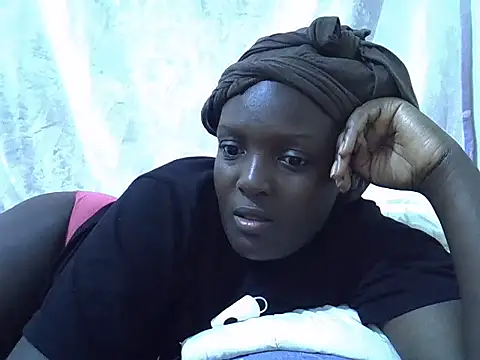 Snapshot of Hot-Zelinda chatting on July 9, 4:17 pm Hot-Zelinda online show from July 9, 4:17 pm
