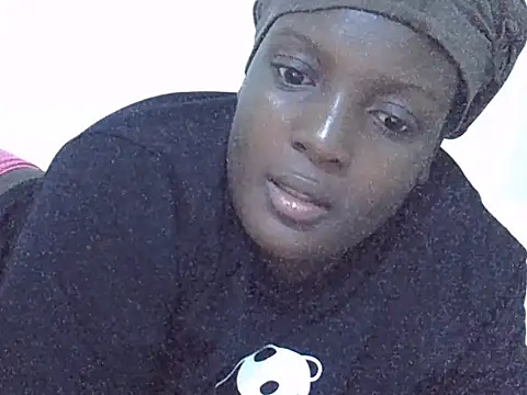 Snapshot of Hot-Zelinda chatting on June 19, 9:31 pm Hot-Zelinda online show from June 19, 9:31 pm