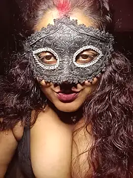 Tiger Tigress online show from August 3, 7:09 pm