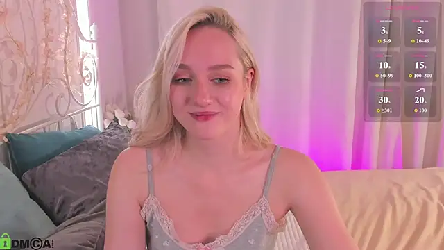Chloe-Deccer online show from July 26, 1:01 am