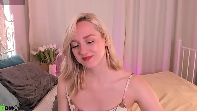 Chloe-Deccer online show from July 20, 1:13 am