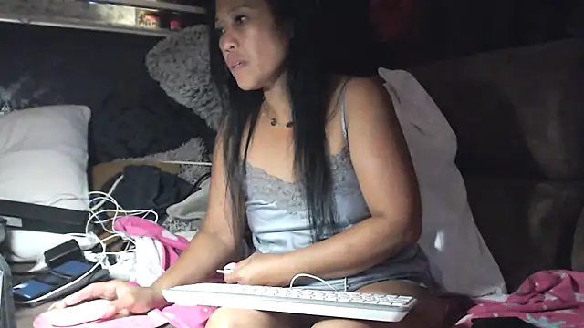 Snapshot of Hornygirltheone chatting on September 10, 6:45 am Hornygirltheone online show from September 10, 6:45 am