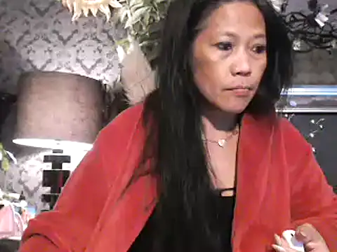 Snapshot of Hornygirltheone chatting on March 11, 12:11 am Hornygirltheone online show from March 11, 12:11 am