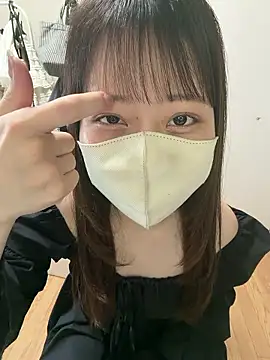 Miiruuu75 online show from June 10, 12:12 am